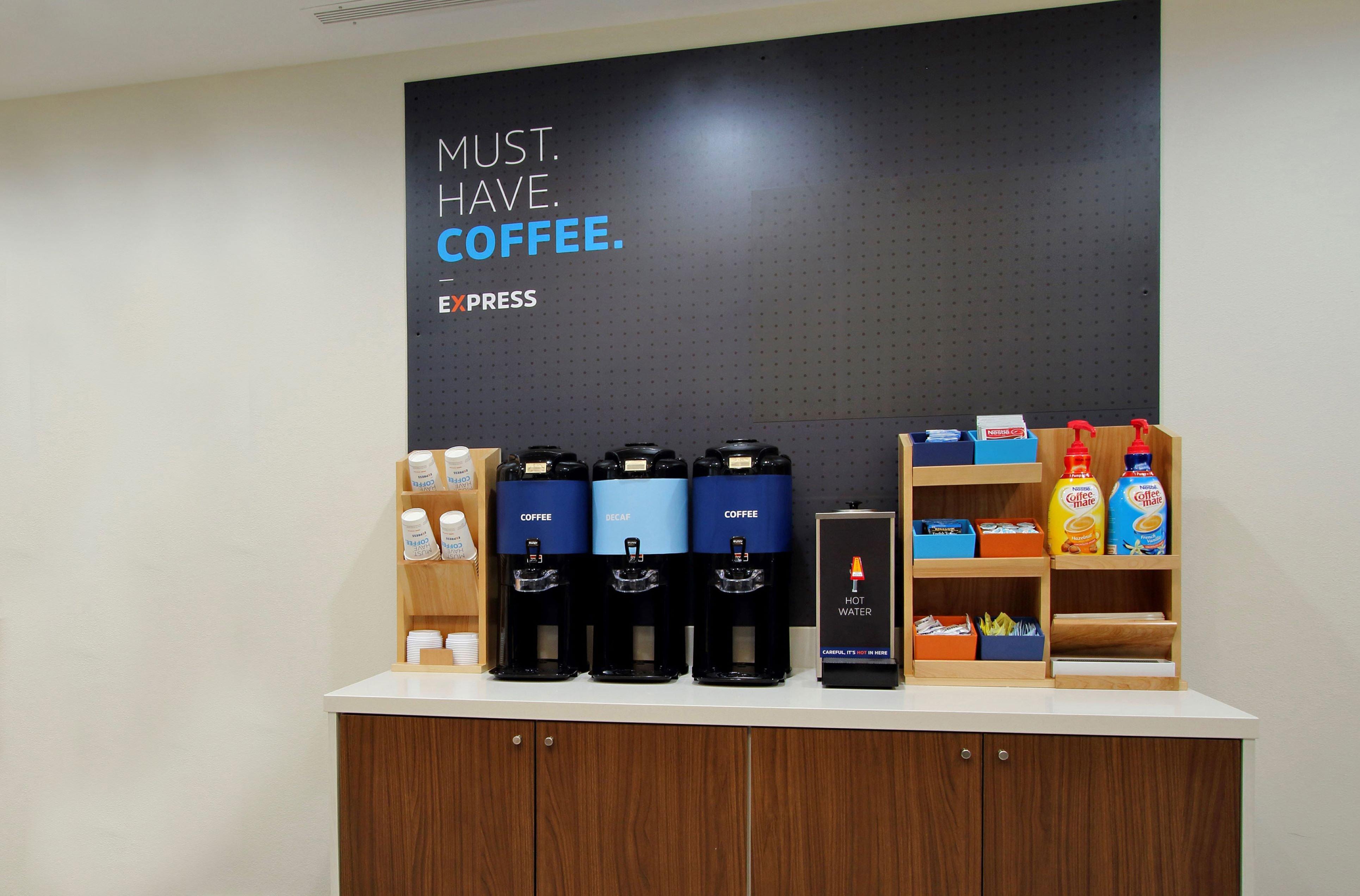 Holiday Inn Express & Suites - Savannah W - Chatham Parkway By Ihg Eksteriør billede